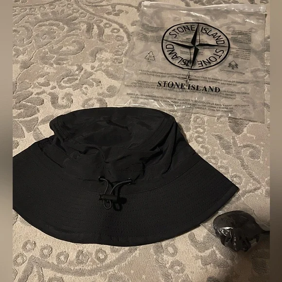 Stone Island Bucket Hat Black - Picture 6 of 6